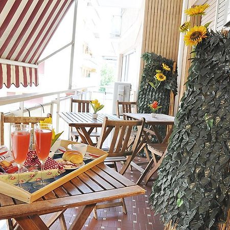 Ideal B&B Рим Екстериор снимка