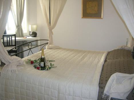 Ideal B&B Рим Екстериор снимка